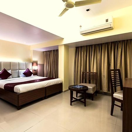 Hotel Aishwarya Residency Navi Mumbai Esterno foto