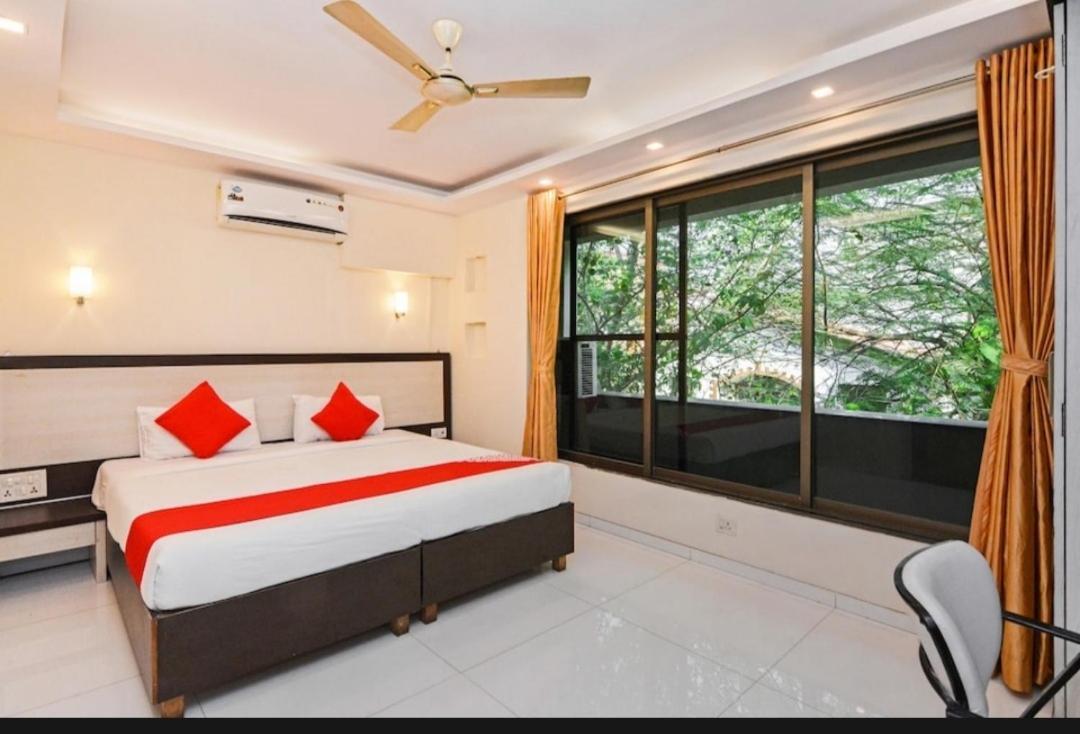 Hotel Aishwarya Residency Navi Mumbai Esterno foto