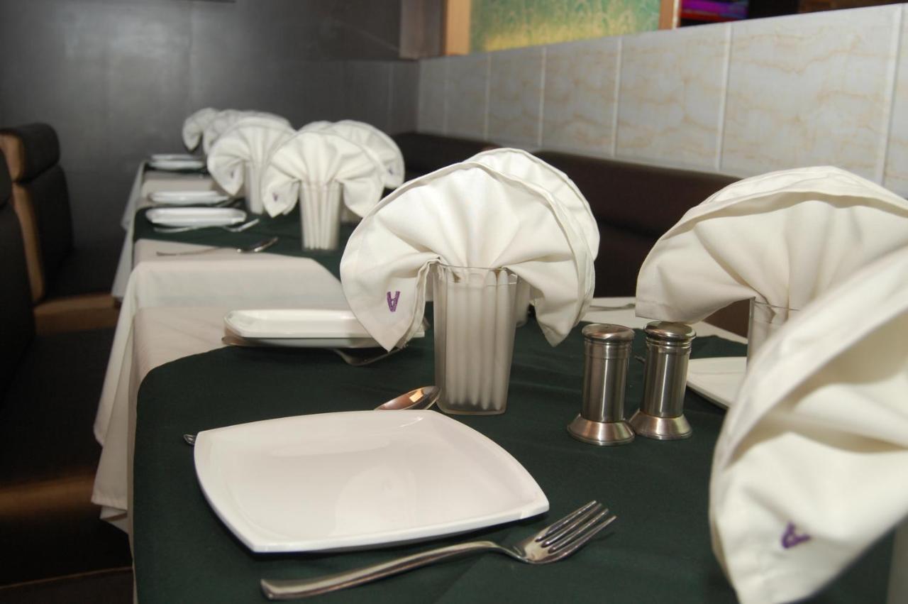 Hotel Aishwarya Residency Navi Mumbai Esterno foto